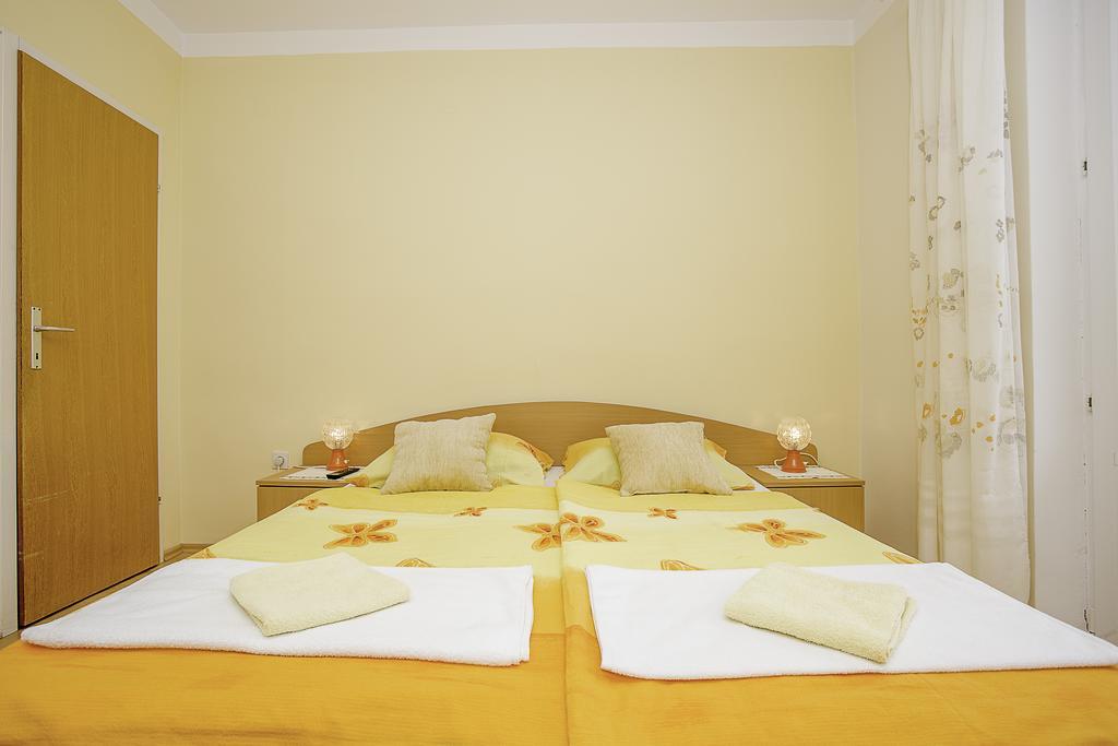 Villa Padova Rab Town Zewnętrze zdjęcie